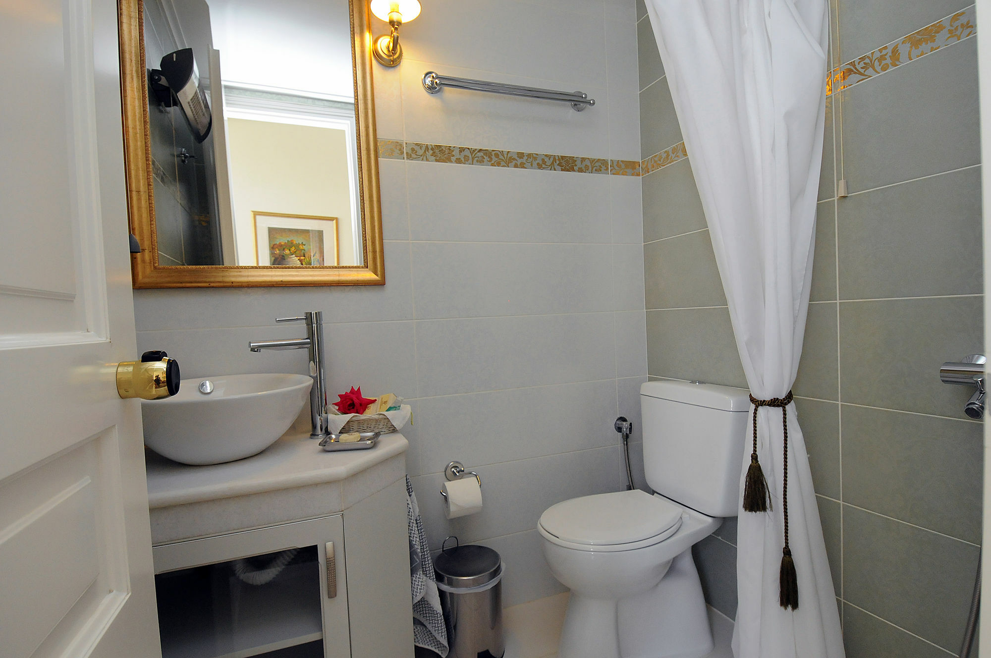 Hotel Pyrgos Of Mytilíni Exteriér fotografie